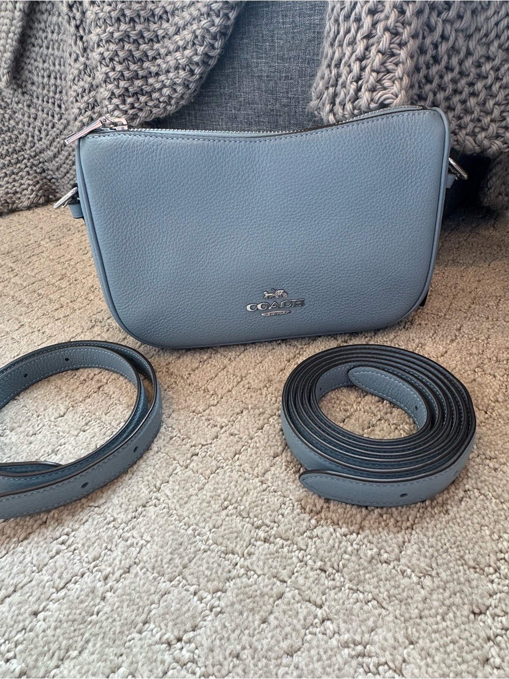 Coach Kailey Shoulder/Crossbody bag - Picture 2 of 7